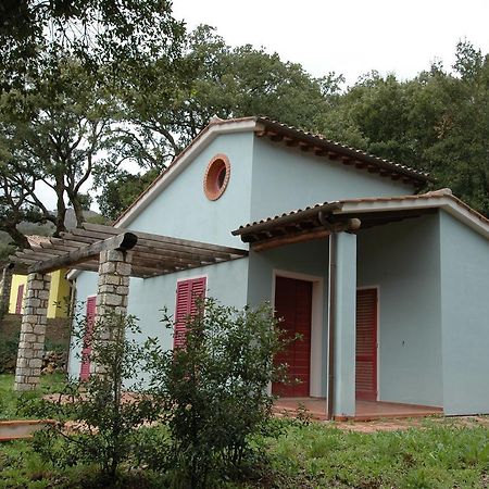 Villaggio Di Mezzo Ortano Рио Марина Стая снимка