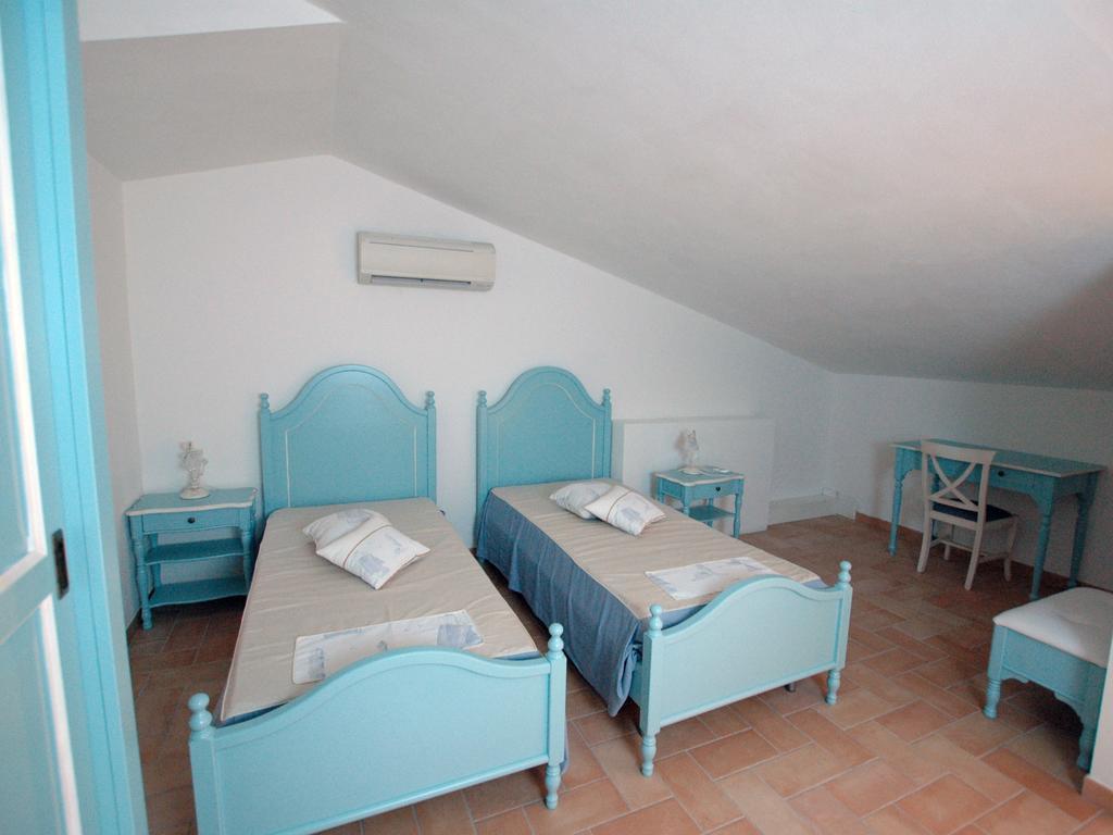 Villaggio Di Mezzo Ortano Рио Марина Стая снимка